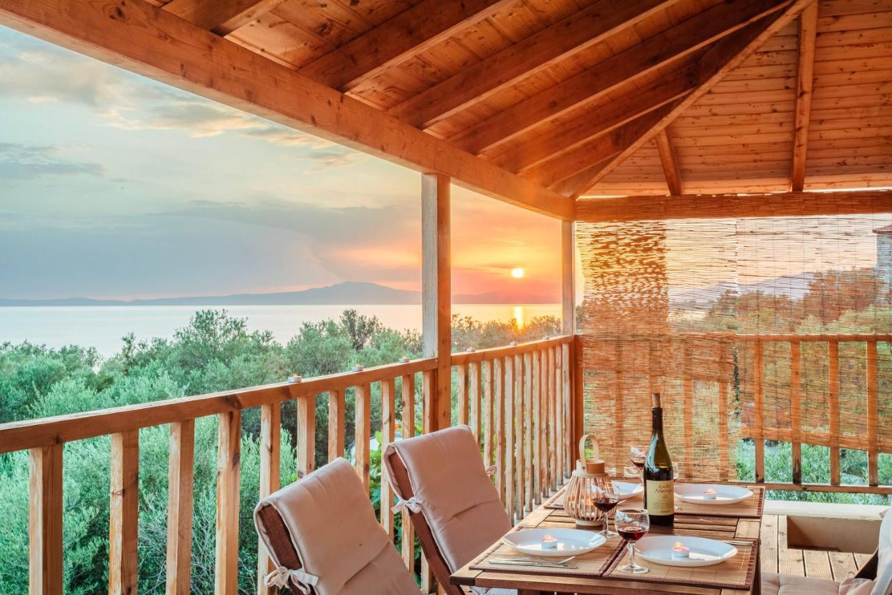 Selinitsa Stone Studio - Mani Seaview Retreat อายิโอสนิโกลาโอส ภายนอก รูปภาพ