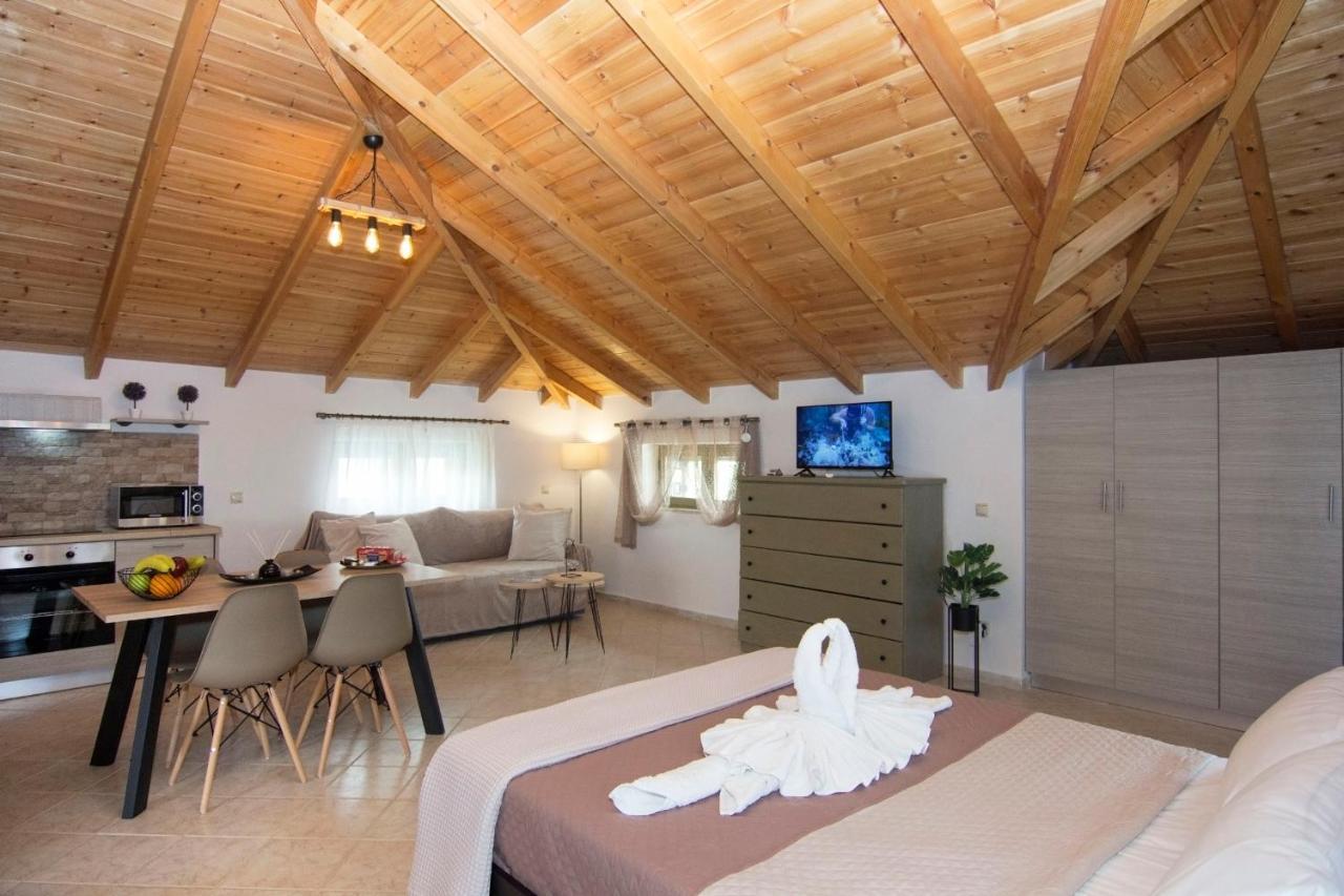 Selinitsa Stone Studio - Mani Seaview Retreat อายิโอสนิโกลาโอส ภายนอก รูปภาพ